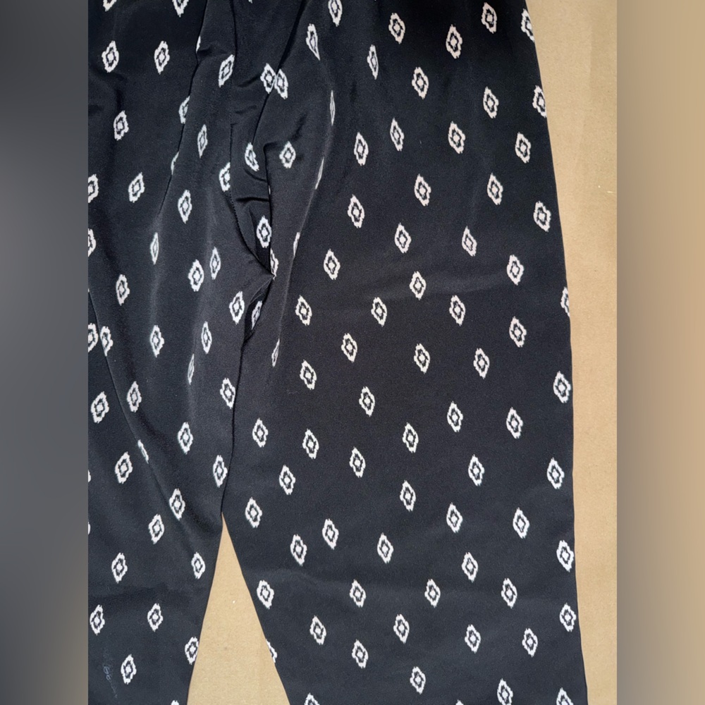 Cropped Black Patterned Drawstring Pants - image 4